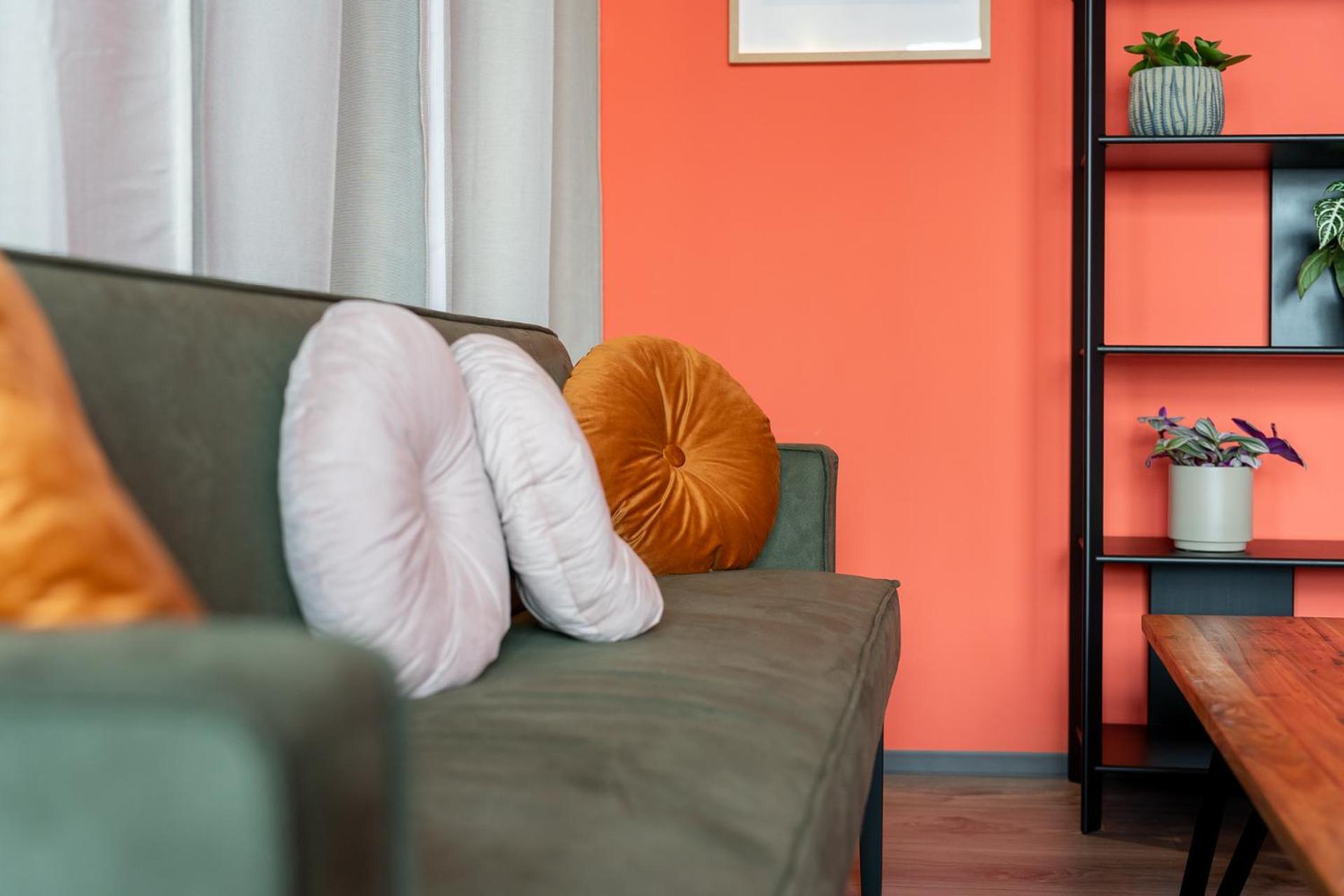 Mue Cubes - Capsule Hotel Basel Bagian luar foto